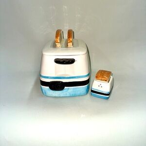 White and Blue Food Storage Set with Gold Accents